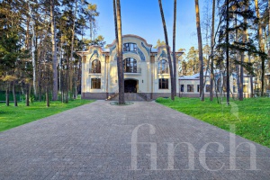 Элитная квартира в Москве по адресу: Санаторий Барвиха от агентства элитной недвижимости Finch