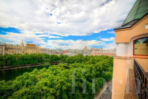 Элитная квартира в Москве по адресу: Малая Бронная ул., дом 32 от агентства элитной недвижимости Finch